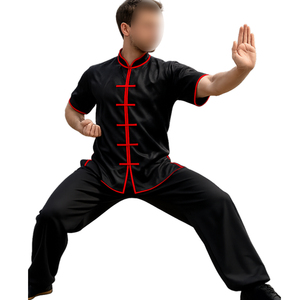Fournisseur de services OEM/ODM – Ensemble d'entraînement en satin noir avec passepoil rouge, veste et pantalon pour l'entraînement des ailes - Product Image 1