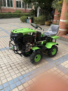 Tracteur agricole diesel 4x4 mini AM-12.5 12.5HP avec cultivateur, motoculteur haute puissance, boîte de vitesses, pompe, moteur et roulement – Garantie 1 an - Product Image 3