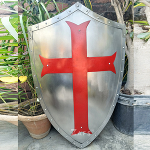 Escudo Templario Medieval con Diseño de Cruz, Hecho a Mano, para Reenactment, Ferias, Cosplay, Eventos Históricos, Decoración de Guerrero - Product Image 5