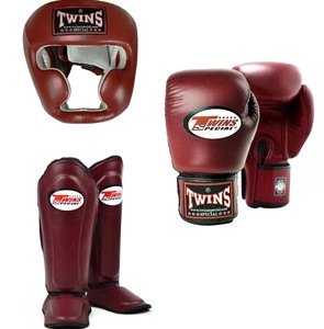Ensemble d'entraînement de boxe thaïlandaise Twins en cuir de vachette véritable, comprenant des gants de boxe, un protège-tête et des protège-tibias, OEM, marque privée Winning boxing - Product Image 1