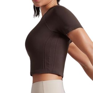 Coffee Brown Fitted Women Yoga Crop Tops Nylon Spandex Breathable Shape Retention Wholesale Sports Shirts - Product Image 3