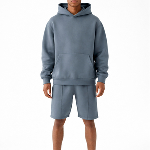Ensemble de vêtements décontractés deux pièces pour homme avec logo personnalisé, comprenant un sweat à capuche et un short, collection été 2026, tendance été 2023 - Product Image 1
