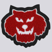 Patchs en chenille personnalisés en gros - Broderie en chenille respirante, durable, imperméable et de haute qualité pour chapeaux en forme de cœur