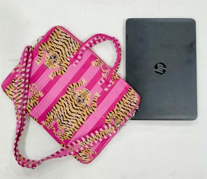 Quilted <b>Laptop</b> Bag Cotton Printed Fabric Eco-Friendly and Durable for Office Use - Product Image 3