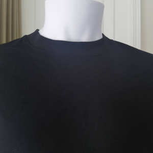 T-shirt unisexe de luxe à col montant, coupe oversize, épaules tombantes, 100 % coton épais 250 g/m², manches courtes, personnalisable - Product Image 3