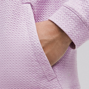 Conjunto de 2 piezas de sudadera con capucha y pantalones cortos texturizados color lavanda para hombre, ropa informal ligera de verano, conjunto de pantalones cortos perfectos y cómodos - Product Image 5