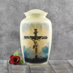 Urnas de Cremación Internacionales Falah, Artículos Funerarios Populares y de Tendencia, Urnas de Cremación con Incrustaciones de Latón con la Cruz de Jesús y Adhesivos Impresos - Product Image 2