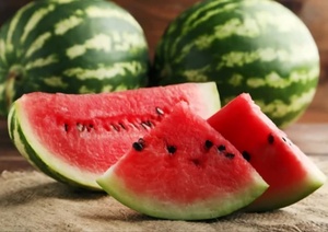 Pastèque fraîche de qualité supérieure, cueillie en ferme, fruit tropical juteux pour la vente en gros, les marchés de détail et la consommation quotidienne - Product Image 5