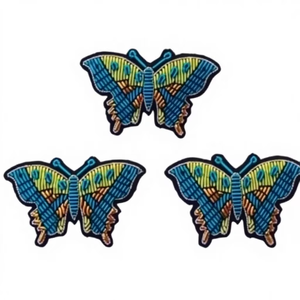 Badges brodés sur mesure de luxe OEM avec fil de bullion – Résistants à l'eau, écologiques, effet 3D en relief, à coudre - Product Image 1