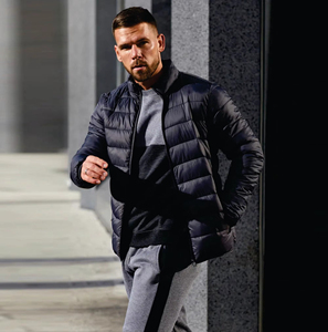 Wholesale Hooded Puffer <b>Jacket</b> Custom Logo OEM Printed High Quality Breathable <b>Heated</b> Winter <b>Jacket</b> Men with Pockets - Product Image 4