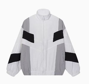 เสื้อแจ็คเก็ตวินด์เบรกเกอร์แบบซิป ยูนิเซ็กซ์ พิมพ์ลาย หนานุ่ม ทรงโอเวอร์ไซส์ สปอร์ต แฟชั่น สตรีทแวร์ แขนยาว ดีไซน์ 2 in 1 - Product Image 3