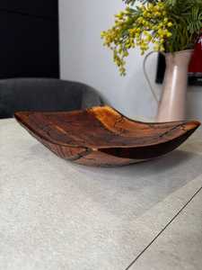 Plato rústico de madera de olivo con borde natural, hecho a mano, platos de madera de olivo duraderos, vajilla rústica para servir papas fritas, frutas, dulces y más. - Product Image 5