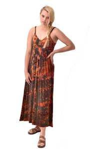 Robe maxi tie-dye peinte à la main style bohème en rayonne et élasthanne pour festivals - Product Image 4