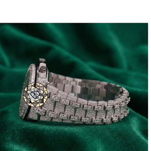 Montre à quartz en acier inoxydable Luxe Diamond avec fermoir déployant, bracelet de 20 mm, design analogique unisexe - Product Image 4