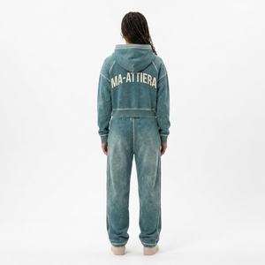 Conjunto de Sudadera Corta con Capucha y Pantalones Jogger de Pierna Ancha para Mujer, Color Verde Azulado Lavado, de Algodón y Felpa, Estilo Urbano, Venta al por Mayor OEM - Product Image 2