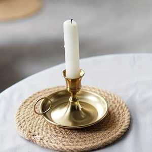 Mejora el ambiente con un atractivo decorativo cálido, elegante y atemporal. - Product Image 1