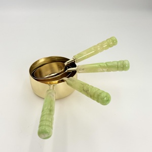 Juego de 4 Tazas y Cucharas Medidoras de Acero Inoxidable con Mango de Resina Dorada de Alta Calidad, Aptas para Lavavajillas y Congelador - Product Image 2