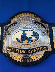 เข็มขัดแชมป์ WCCW Unified World Lightweight MMA แบบกำหนดเอง ทำจากโลหะผสมสังกะสี สูง 1.2 เมตร สำหรับทุกเพศ จำนวน 1 ชิ้น - Product Image 1