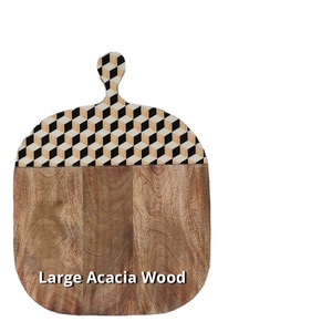 Bandeja decorativa de madera de acacia con asas para el desayuno - Product Image 1