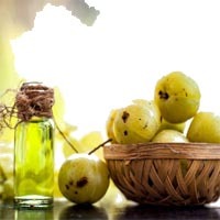 Huile pour le visage vierge pressée à froid non raffinée, huile de croissance des cheveux 100% pure naturelle, huile de graines d'Amla biologique - Product Image 3