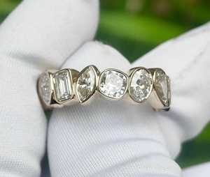 Anillo de promesa de moissanita premium con corte de diamante en múltiples formas para unisex, plata 925 original con baño de oro, joyería moderna personalizable. - Product Image 4