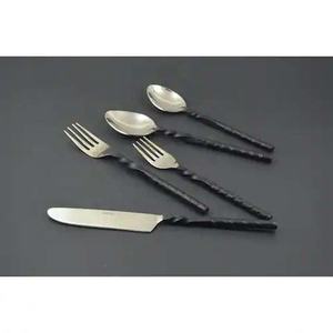 Nuevo juego de cubiertos de plata moderno de acero inoxidable pulido brillante reutilizable y lavable de lujo con juego de cubiertos con mango Rectangular - Product Image 2