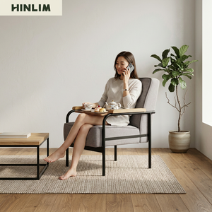 Sillón Individual Moderno y Contemporáneo de Tela con Relleno de Espuma, Estructura Metálica y Brazos de Madera para Sala de Estar o Muebles de Villa - Product Image 1