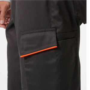 Pantalon de travail de style moderne, tissu de qualité, design pratique pour les équipes de construction, de fabrication et d'entreposage - Product Image 6
