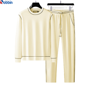 Conjunto de Sudadera con Capucha Estampada de Invierno para Hombre, Talla Grande, Color Sólido, Cuello Redondo, Manga Larga, con Pantalones con Cordón - Product Image 3