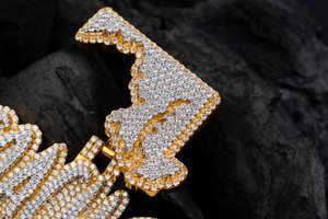 Colgante de Letra Bicolor con Incrustaciones de Moissanita y Diamantes Dvars, Plata de Ley 925, Estilo Hip Hop, con Bail Personalizado, DDP-07, Bañado en Rodio/Oro - Product Image 4