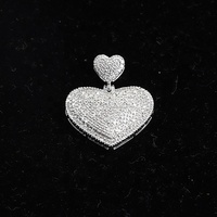 Pendentif en moissanite et diamant de laboratoire taille brillant en forme de cœur, plaqué rhodium or blanc 10 carats, bijou unisexe, charme pour usage quotidien