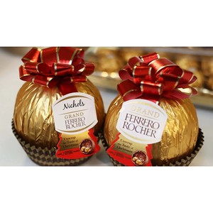 Esfera Gigante de Chocolate Ferrero Rocher Premium con Sabor a Avellana y Textura Crujiente - Product Image 4