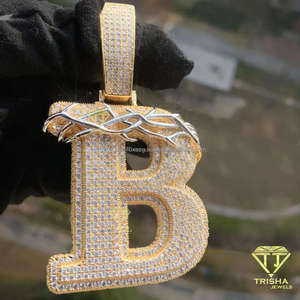 จี้รูปตัวอักษร "SB" ประดับเพชรโมอิสซาไนต์ มงกุฎหนาม สไตล์ฮิปฮอป สร้อยคอหรูหรา ของขวัญสุดหรู - Product Image 2