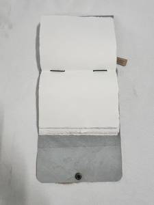 Carnet en cuir véritable Hairon avec papier vintage blanc cassé, couverture rigide faite à la main, idéal pour personnalisation de marque - Product Image 3