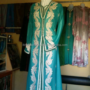 Kaftan abierto frontal de 2 piezas con bordado a máquina y trabajo en piedra - Product Image 1