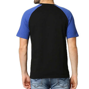 Camiseta clásica de béisbol raglan con mangas azules en contraste, mezcla de algodón suave, prenda lisa para imprimir, estilo deportivo, camisetas para hombre. - Product Image 4