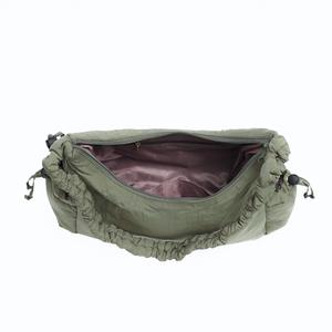 Sac à bandoulière Crinkle Premium Fashion avec fermeture éclair, sangle réglable, rangement multi-poches, résistant à l'eau, grand format pour voyage et extérieur - Product Image 5