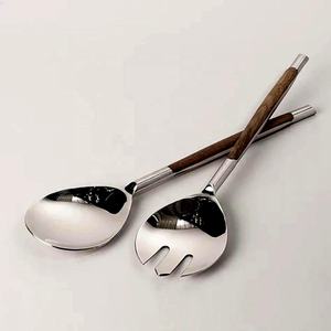 Nouveau manche rond en bois salade ensemble de service en acier inoxydable argent poli salade serveur ensemble dîner cuisine ustensiles de cuisine ensemble - Product Image 1