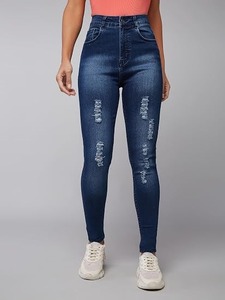 Jean en denim extensible de qualité supérieure pour femme - Coupe vintage ajustée au niveau du genou, taille mi-haute, avec finition claire/foncée/moyenne - Product Image 2
