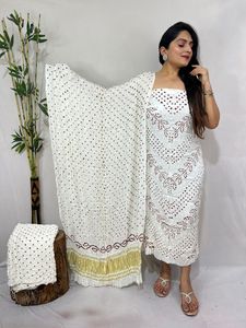 Ensemble de costume en pure soie modale Bandhani avec dupatta en tissu, collection traditionnelle pour festivals, mariages et fêtes - Product Image 3