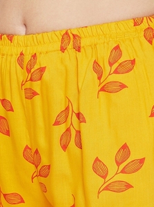 Women's Yellow Floral Printed Shorts <b>Elastic</b> Waist Knitted Cotton Breathable Casual Regular Fit - Product Image 6