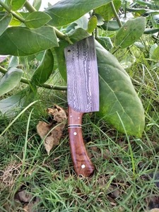 Couteau à découper artisanal en acier Damas, couteau de boucher et de chef avec manche en bois d'olivier, couteau de cuisine pour couper la viande - Product Image 2