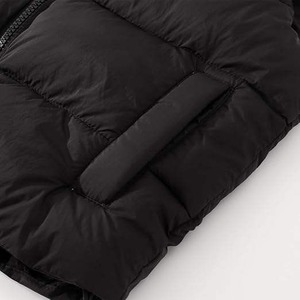 Chaleco Acolchado Impermeable de Lona para Mujer, Estilo Urbano, con Capucha, Cierre Frontal, Logotipo Personalizado y Diseño sin Mangas - Product Image 2