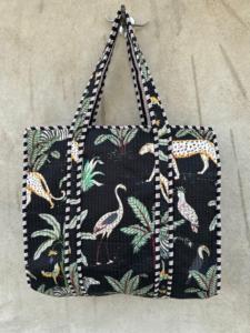 Bolso Tote Ligero Acolchado para Mujer, Estampado de Hojas Tropicales y Animales de la Selva, Estilo Bohemio, Cierre de Cremallera, Cadenas, para Todas las Temporadas - Product Image 5