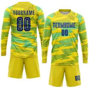 Uniforme de Fútbol Verano 2026 en Venta en Línea, Hecho en Pakistán, Ropa Deportiva con Diseño de Rayas Personalizadas - Product Image 1