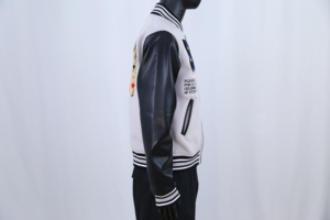 Veste de baseball d'hiver personnalisée en laine mérinos 100% avec broderie chenille, style hip-hop, pour hommes, avec manches en cuir - Product Image 3