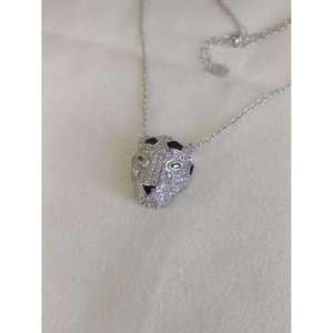 Collar de Moissanita de Lujo con Colgante de Cabeza de Pantera Hiphop Plateado, Diseño de Ojo Verde, Joyería Iced, Elegante, Estilo Gato Salvaje - Product Image 3