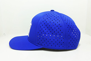 Casquette de camionneur pour adulte à 6 panneaux découpée au laser et perforée avec logo brodé, dos perforé pour un port confortable, toutes saisons, fabriquée au Vietnam - Product Image 2
