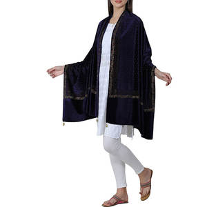 Chales de Mujer al por Mayor, Último Diseño, Colores Personalizables, Chal de Terciopelo Negro Simple, Chales Tejidos Transpirables, Servicio OEM - Product Image 5