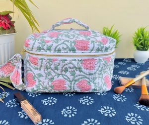 Nuevo Diseño, Bolsa de Cosméticos Acolchada Suave para Viaje, Bolsa de Aseo Portátil y Linda para Mujer, Bolsa de Maquillaje con Cierre, Bolsa de Vanidad en Venta - Product Image 6